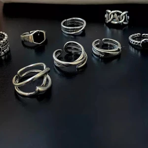 Trendiga Vintage Ringar 🤍 - Hejjj jag säljer dessa trendiga vintage silverringar för 95kr var 💕💕  Kontakta ifall ni är intresserade! 💗  Olika sorter • Silver 💍 