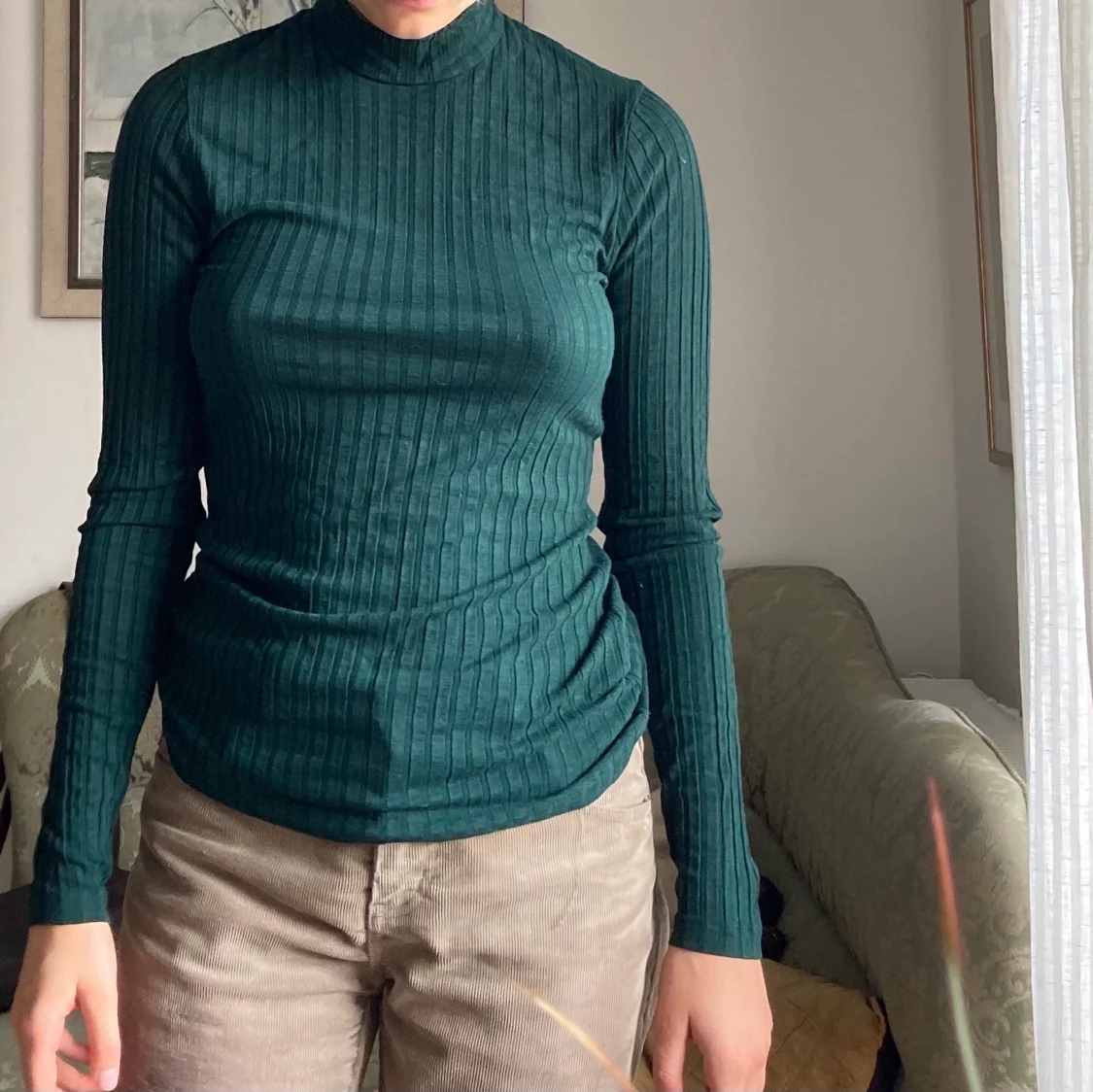 Ribbad polotröja från weekday 