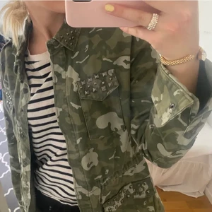 Kappa - Jätte fin kappa i gott skick❤️