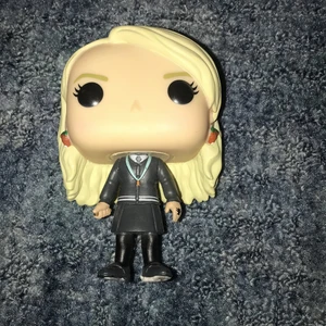 Luna Lovegood POP figur - Luna Lovegood POP figur Saknar trollstav i handen och låda   Köparen står för frakt 