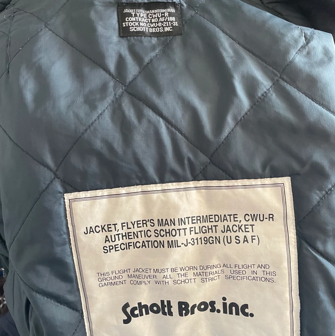 Ny Schott CWU-R flightjacket strl L - 91