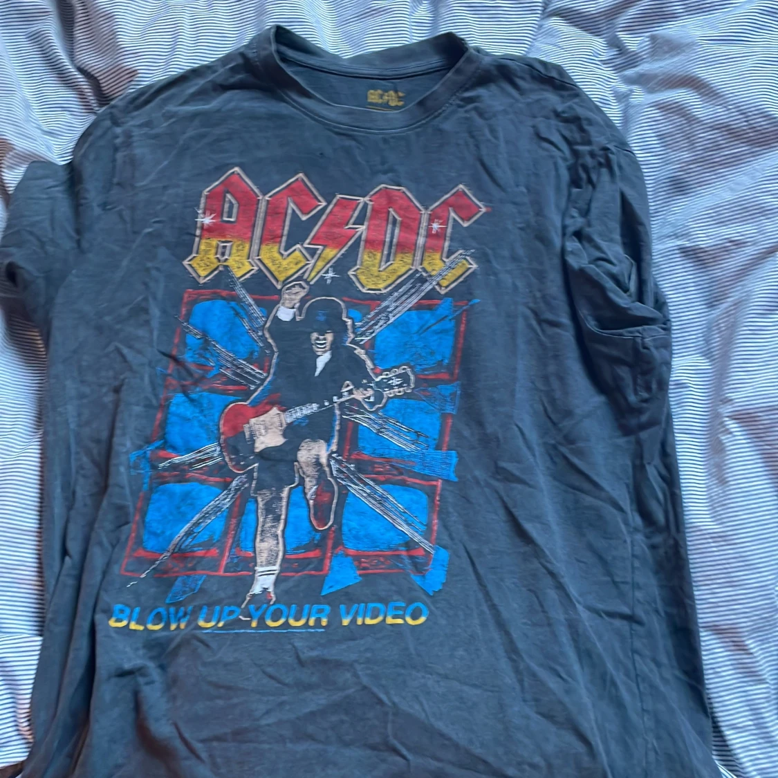 T-shirt acdc Xl baggy