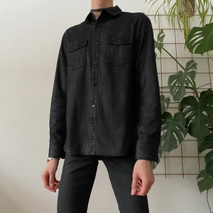 Leather Weekday shirt  - Fake suede shirt MTWTFSS WEEKDAY  Size S