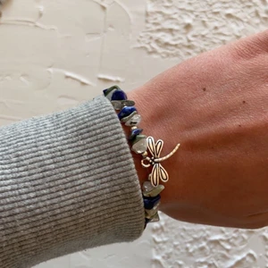 Armband - Säljer tre olika sorters kristallarmband som finns i 4 storlekar💞 Går både att köpa här på plick men också på insta @maisie.bracelet💖 Matchar med allt och passar perfekt nu till sommaren!! Hela vinsten går till UNICEF