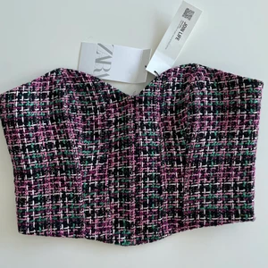 Zara korsett topp  - Helt ny topp! Storlek S aldrig använd med prislapp! Pris: 200kr