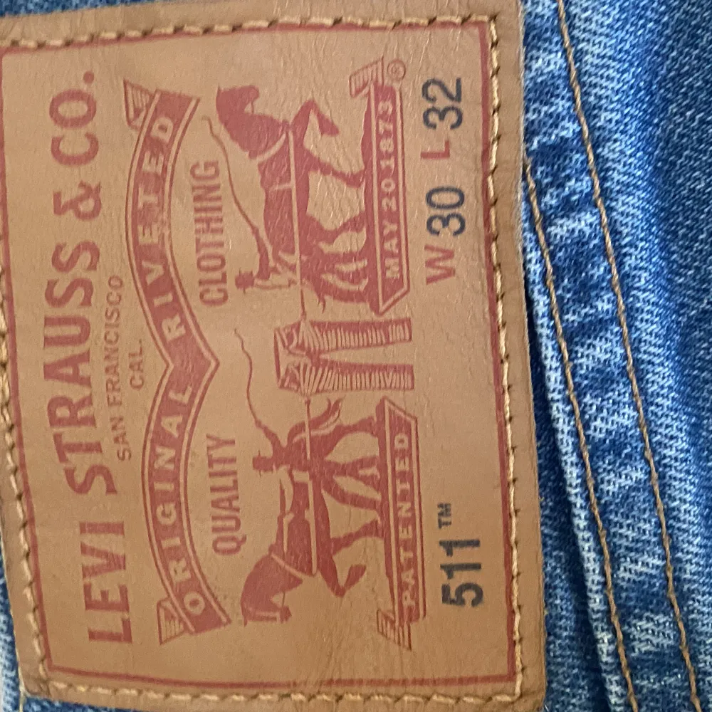 Jeans som jag aldrig använder från Levi’s, W 30 L 32. Inga defekter. Jeans & Byxor.