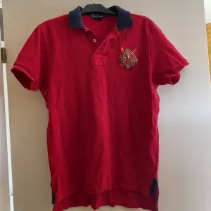 Ralph lauren T-shirt med polo. Storlek L, bra skick 