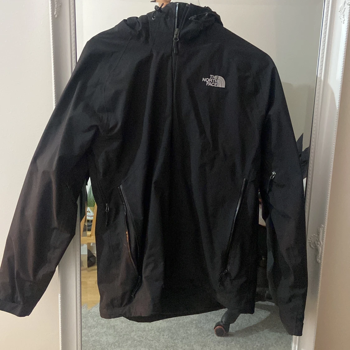 The North Face vindjacka