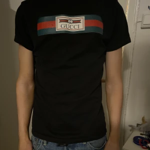 Gucci Tröja - Gucci tröja som ej kommer till användning längre. Skick 8/10!