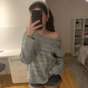 Acne Studios Tröja  - superfin tröja från Acne Studios. Köpte på sellpy i somras men kom dessvärre inte till användning 🤍 