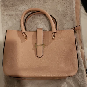 Väska - Oanvänd väska