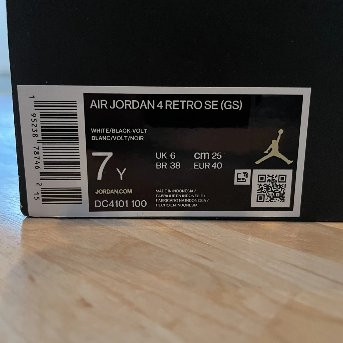 Jordan 4 DIY - 91