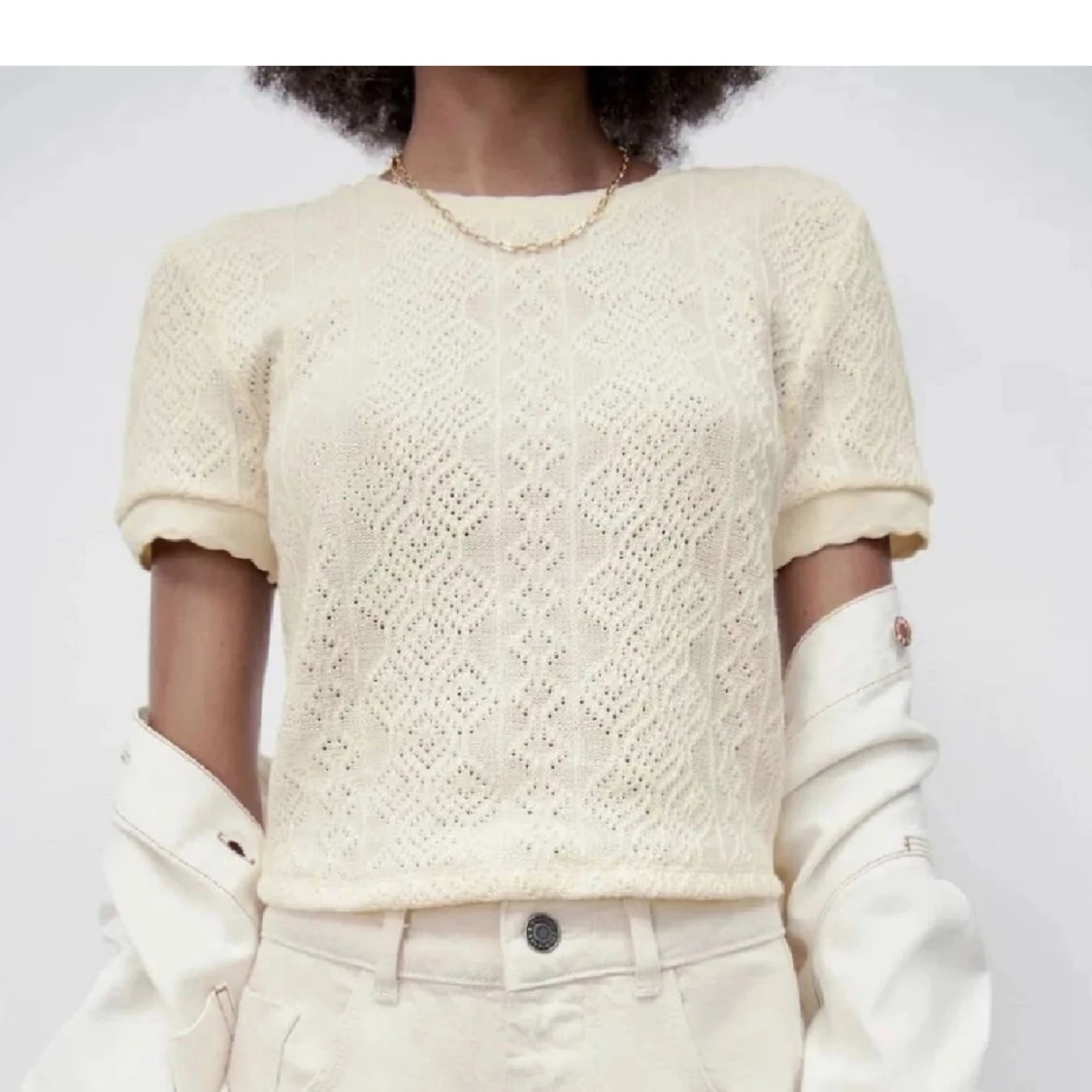 Broderad t shirt zara