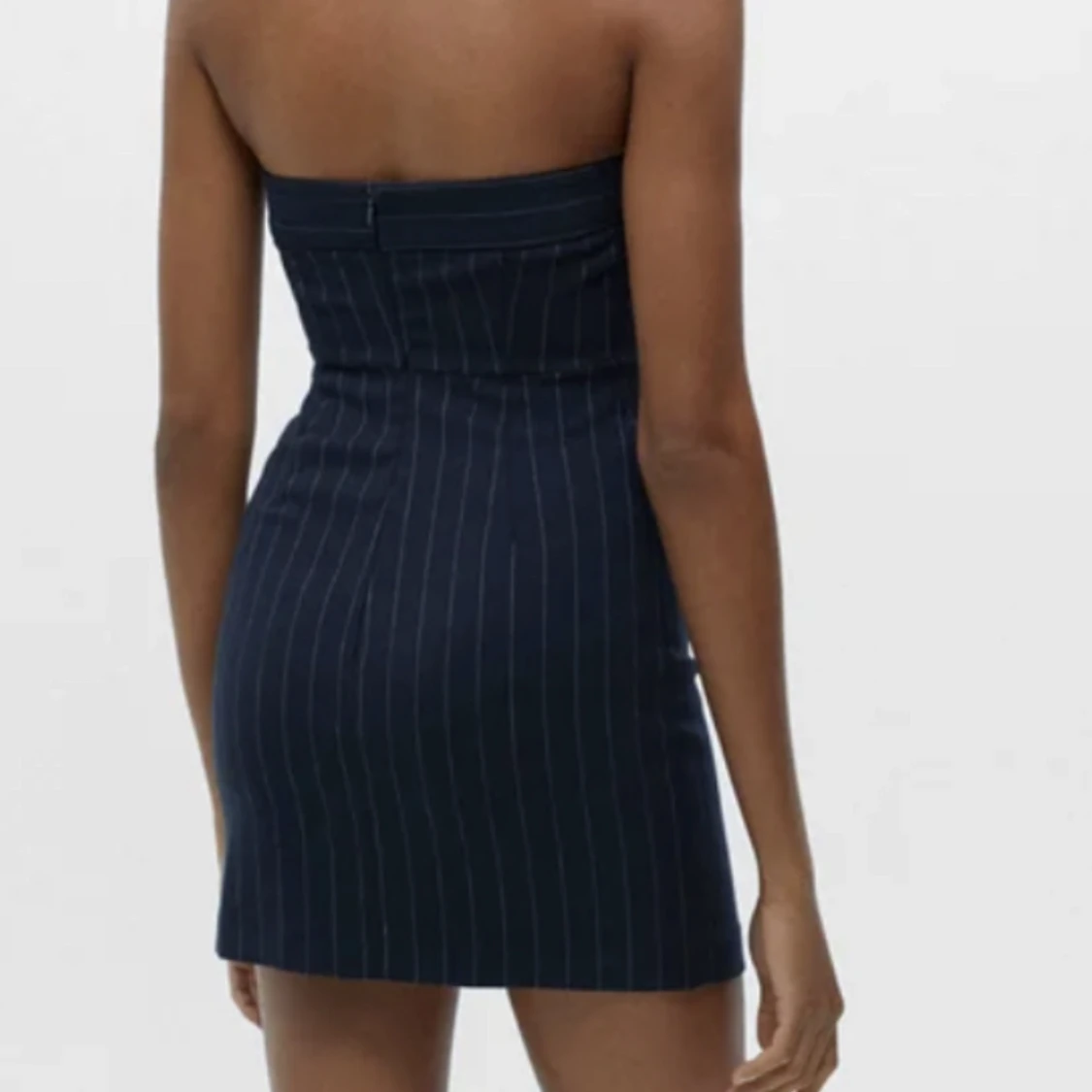 Klänning 🤘🏻🤘🏻 - 90