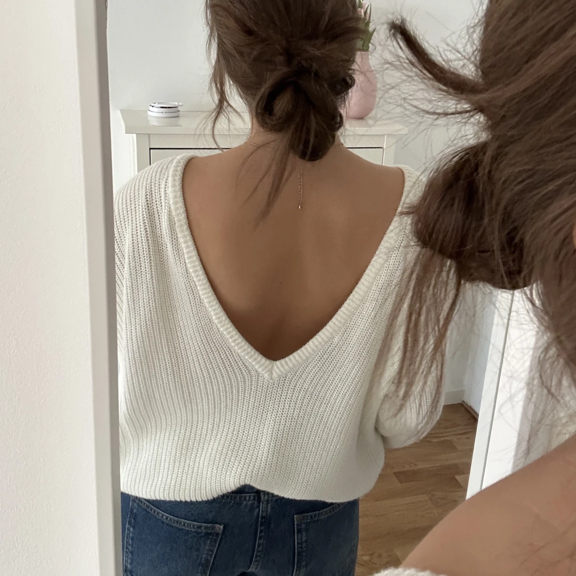 stickad tröja med vringning 