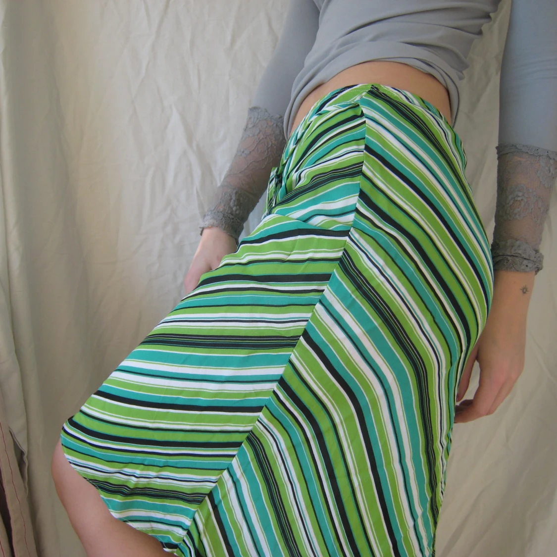 Randig midikjol - 90