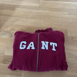 Äkta gant tröja för dam, storlek M/L. - Äkta gant tröja, använt skick.