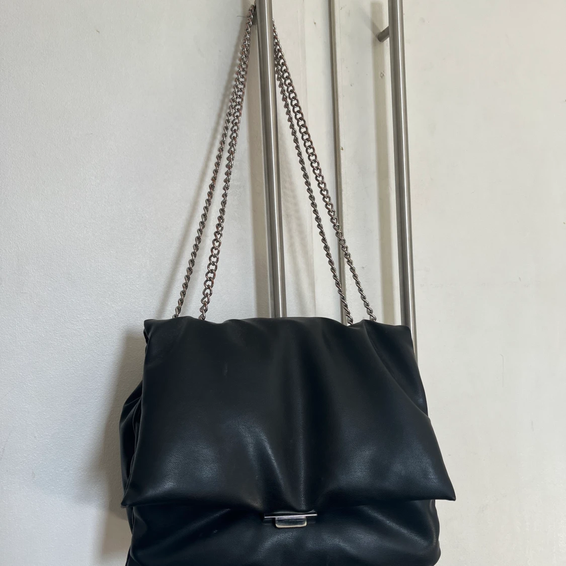Svart väska  - 90