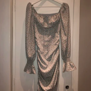 Adoore Capri dress  - Helt NY aldrig använd  St 36 