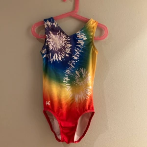 Gymnastikdräkt  - Gymnastikdräkt i ett superfint skick det är bara att skicka ett meddelande vid intresse eller frågor❤️