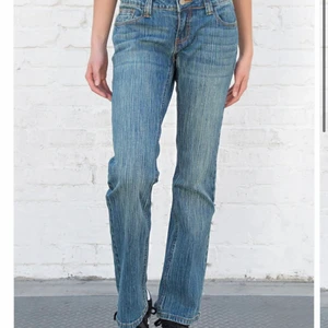 Brand Melville jeans - Helt nya aldrig använda brand Melville jenas i storlek M.💕