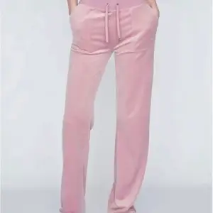 Ja vill ha dem blåa eller rosa lilla byxor jag kan köpa dem för 200-500 typ å hälst i storlek xxs 