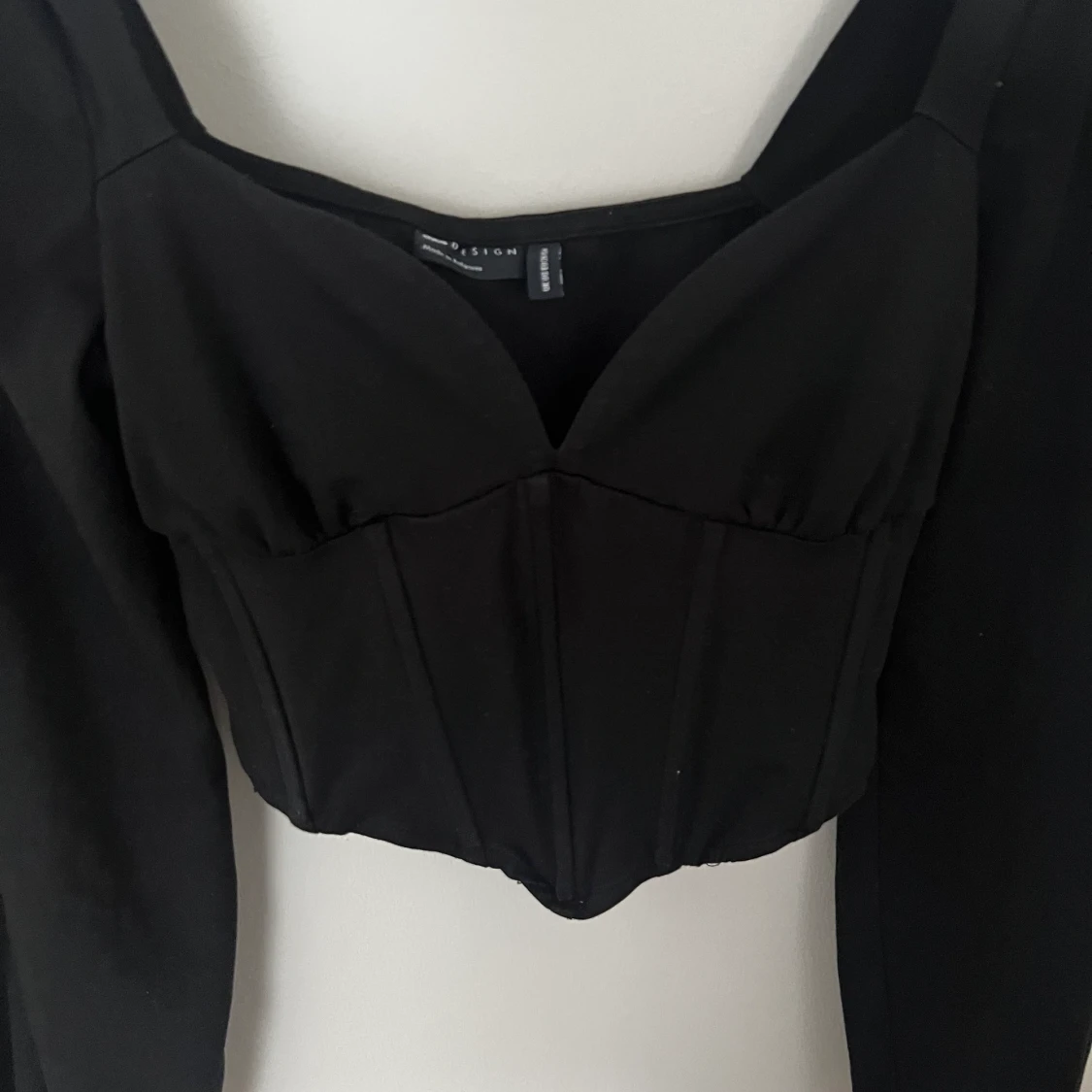 Svart korsett topp - 90