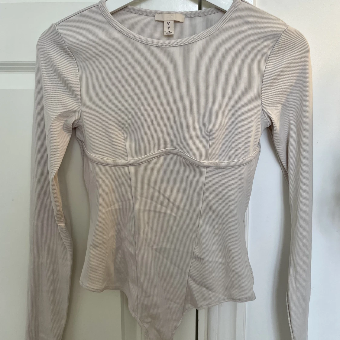 Beige body topp - 90