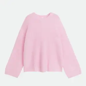 Söker denna rosa stickade tröjan ifrån zara i storlek XS-S hör gärna av er ifall ni har en sån till salu! 