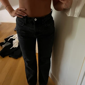 Raka jeans - Raka jeans, storlek 28/32 💖