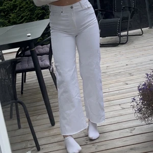 Vita jeans strl S - Vita vida jeans från lager 157. Sitter bra på mig som är 165cm