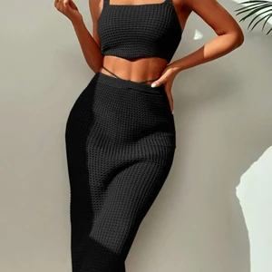 Svart set från shein top + kjol, strl S - Provat en gång. Helt ny och inte använd. Passar perfekt till stranden!