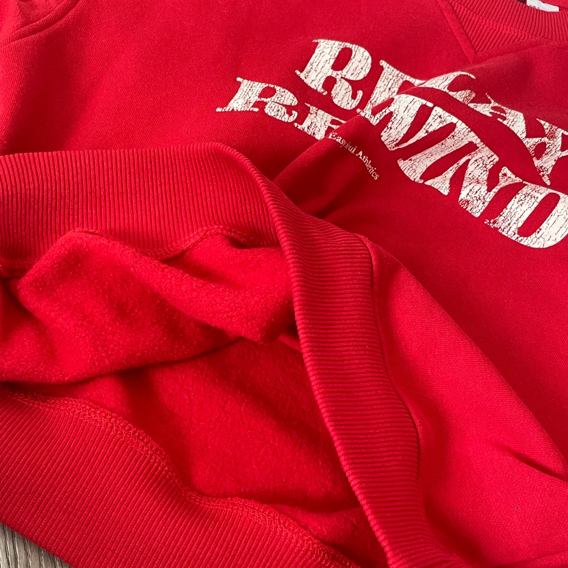 Röd Hoodie strl S - 91