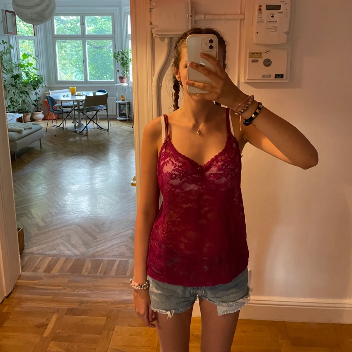 Vinröd/ lila spetstopp