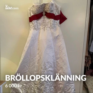Bröllopsklänning  - Så snygg bröllopsklänning Xs-m kan ha den då det är korsett knytning bak 