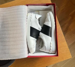 Valentino skor  - St 42,5