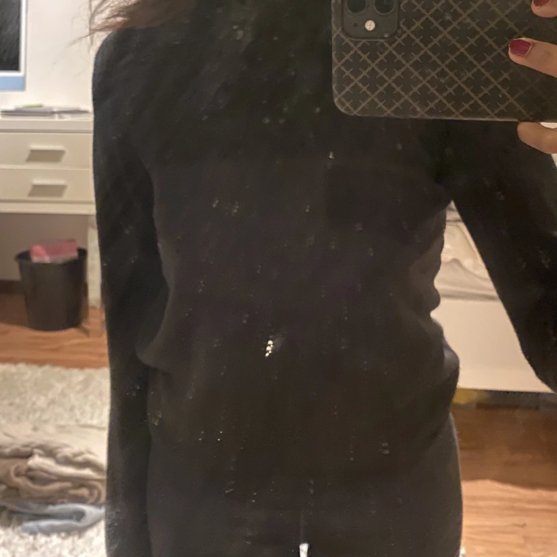 Svart stickad tröja 