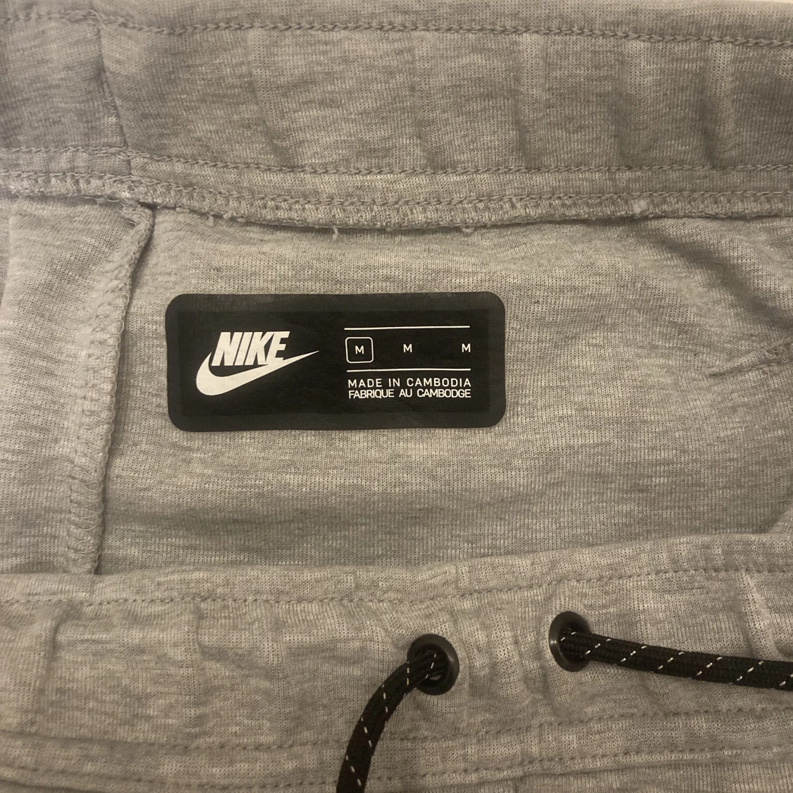 Tech fleece byxor M  - 91