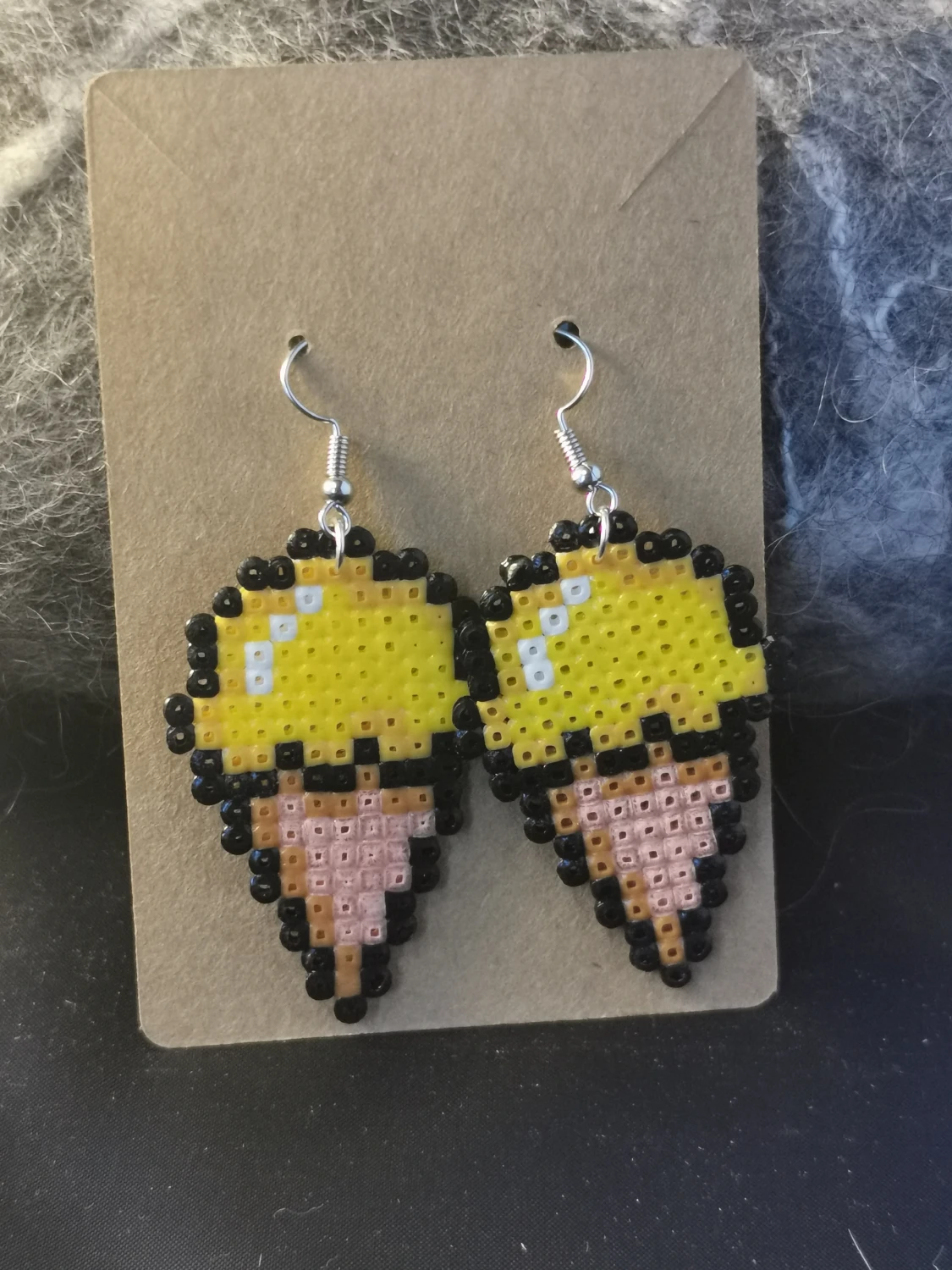 Handgjorda örhängen 