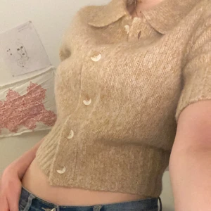 70-tals beige stickad tröja!!! - Supersöt och fin stickad tröja💞 storlek S! 