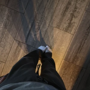 Mjukis 🥰💕 - Sköna byxor från Gina i strl S! Köptes för ca 250 kr. Passar bra för mig i längden (Jag är ca 160 cm). Skriv till mig om du vill ha info, bilder eller om du vill diskutera pris💕