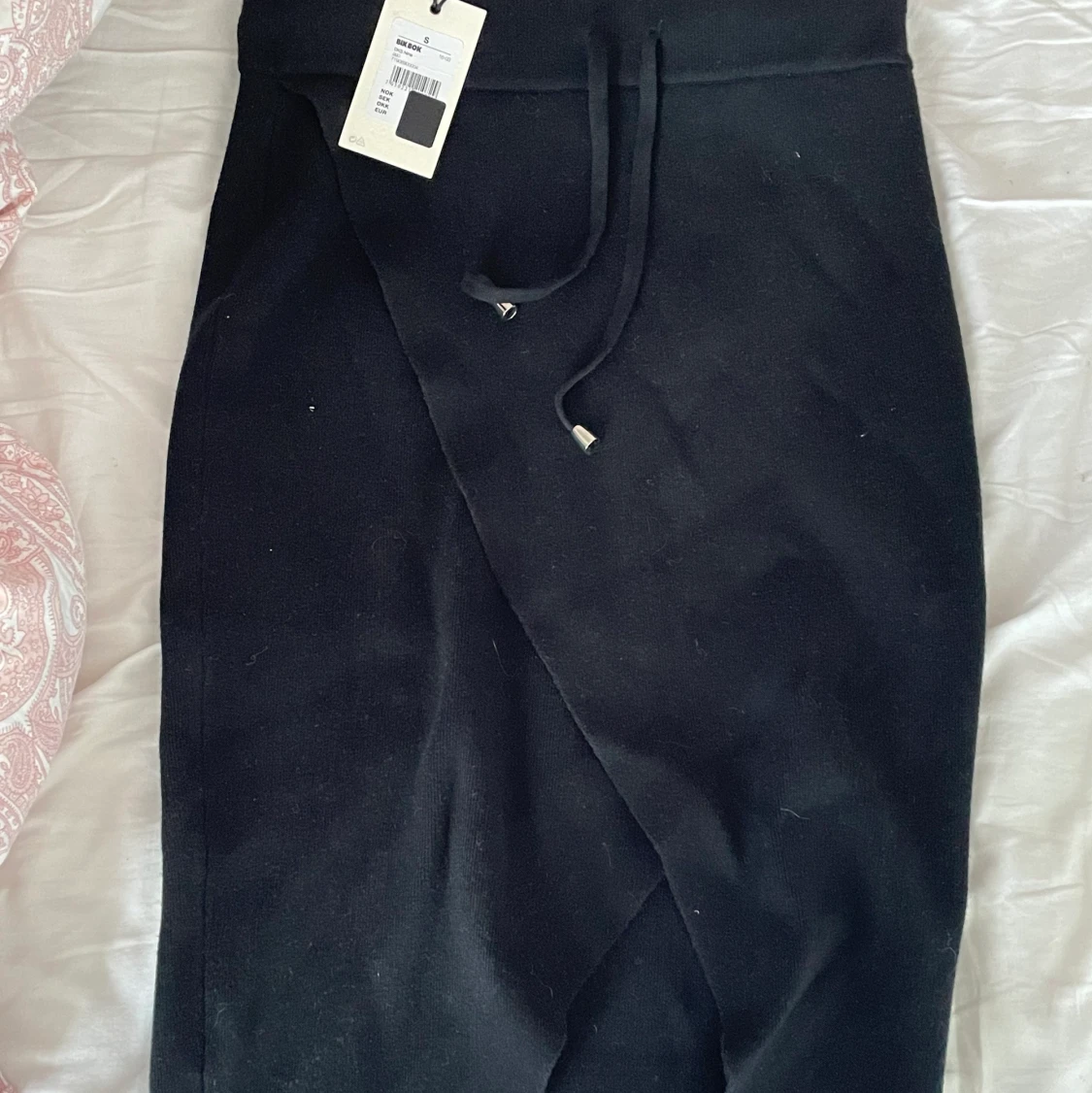 ”Stickad” kjol - 91