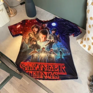 Tröja - Stranger Things