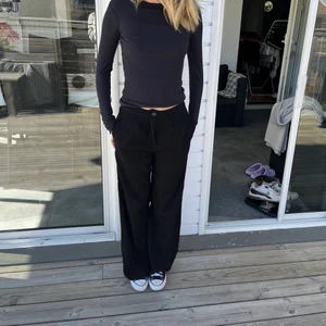 Manchester byxor - Ett par Manchester Byxor från shein i storlek S, 100 kr plus frakt på 66 kr❣️