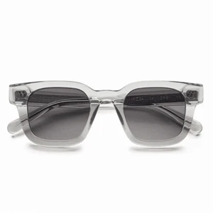 SÖKER chimisolgasögon - söker chimisolglasögon i 004/04 färg spelar inte jätte stor roll! 