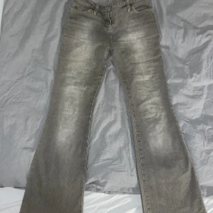 Supersnygga lågmidjade jeans  - Supersnygga jeans😍 