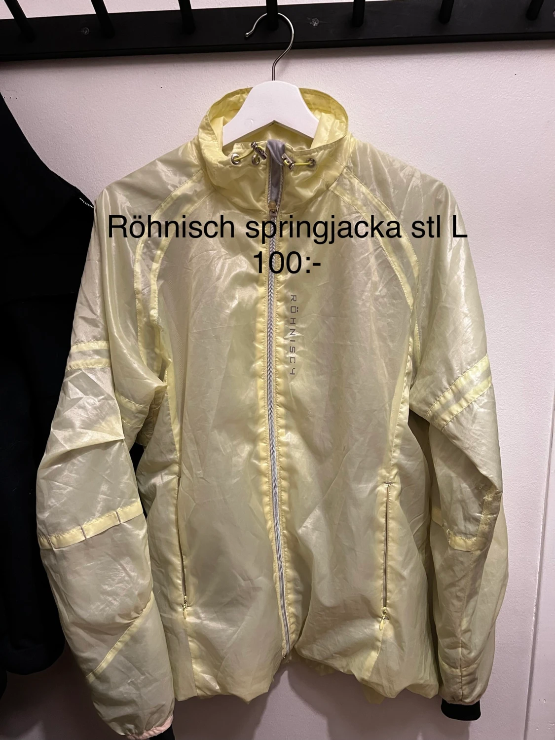 Röhnisch springjacka