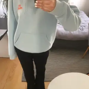 Jättemysig hoodie ifrån Hm herr💗inga defekter!