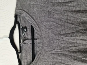 Tröja  - Grå tröja vinatge!!