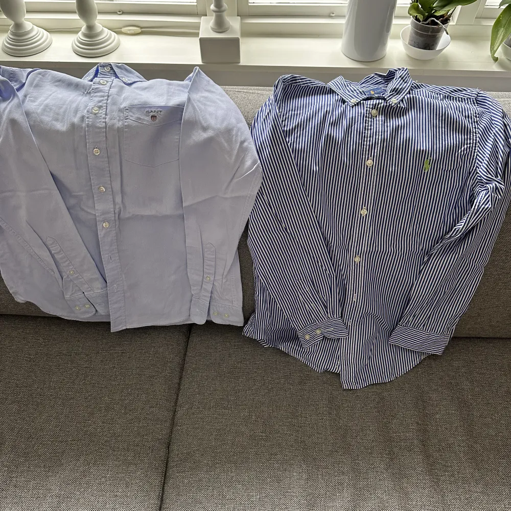 Skjortor från märkerna Ralph Lauren, Gant och Tommy Hilfiger  Storlek i dom vita är S  Storlek i den blå gant xs/S och i Ralph lauren skjortan är det S  I gant jeans skjortan är det S  150-200kr stycket . Skjortor.